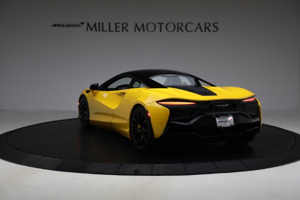 Used 2024 McLaren Artura for sale $193,900 at Alfa Romeo of Greenwich in Greenwich CT 06830 5