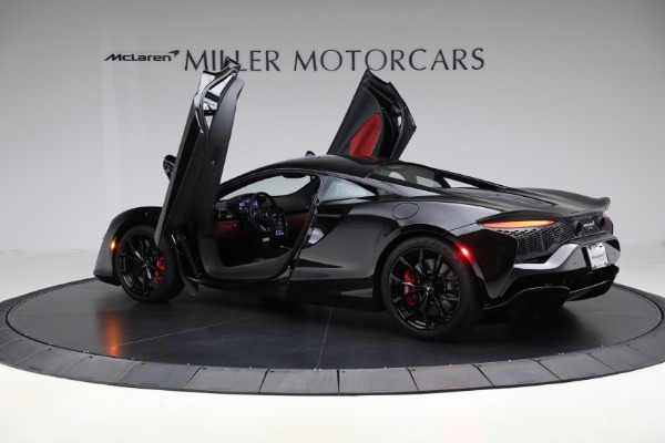 Used 2024 McLaren Artura TechLux for sale $196,900 at Alfa Romeo of Greenwich in Greenwich CT 06830 16