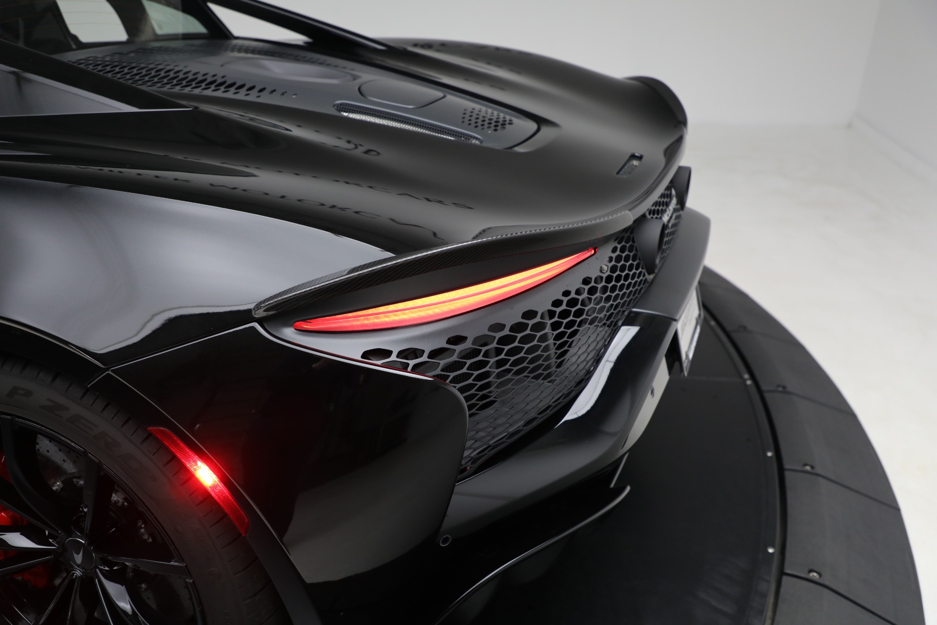 2024 McLaren Artura Techlux - Photo 34