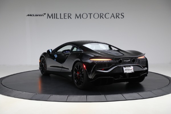 Used 2024 McLaren Artura TechLux for sale $196,900 at Alfa Romeo of Greenwich in Greenwich CT 06830 5