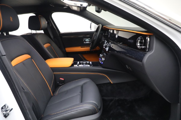 Used 2023 Rolls-Royce Ghost for sale $289,900 at Alfa Romeo of Greenwich in Greenwich CT 06830 19
