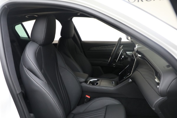 Used 2025 Maserati Grecale Modena for sale $61,116 at Alfa Romeo of Greenwich in Greenwich CT 06830 16
