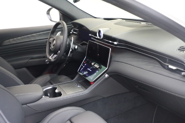 Used 2025 Maserati Grecale Modena for sale $61,116 at Alfa Romeo of Greenwich in Greenwich CT 06830 18