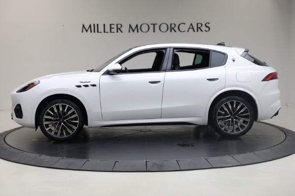Used 2025 Maserati Grecale Modena for sale $61,116 at Alfa Romeo of Greenwich in Greenwich CT 06830 2