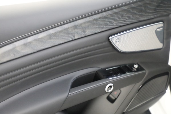 Used 2025 Maserati Grecale Modena for sale $61,116 at Alfa Romeo of Greenwich in Greenwich CT 06830 22