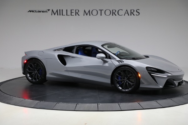 Used 2023 McLaren Artura for sale $184,900 at Alfa Romeo of Greenwich in Greenwich CT 06830 10