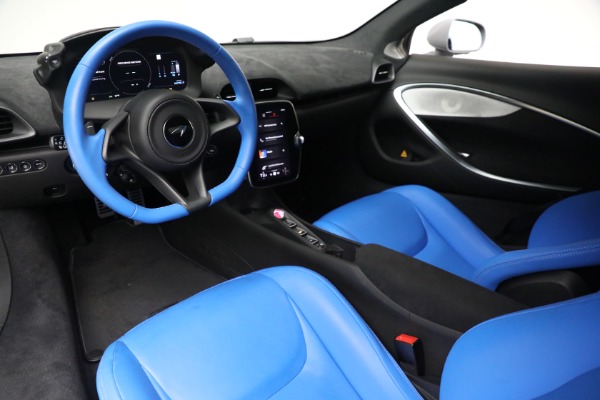 Used 2023 McLaren Artura for sale $184,900 at Alfa Romeo of Greenwich in Greenwich CT 06830 23