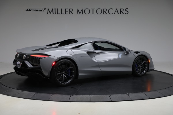 Used 2023 McLaren Artura for sale $184,900 at Alfa Romeo of Greenwich in Greenwich CT 06830 8