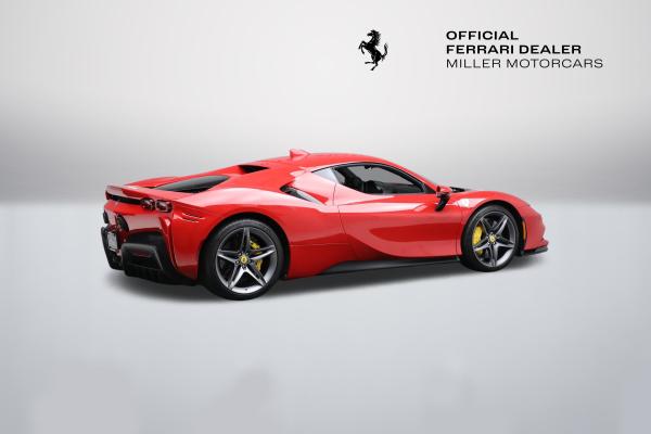 Used 2022 Ferrari SF90 Stradale for sale $437,900 at Alfa Romeo of Greenwich in Greenwich CT 06830 9
