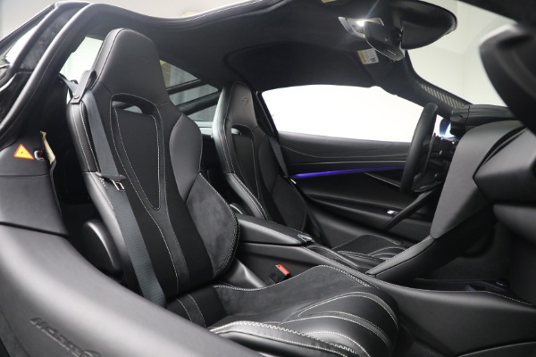 Used 2026 McLaren 750S TechLux for sale $379,900 at Alfa Romeo of Greenwich in Greenwich CT 06830 19