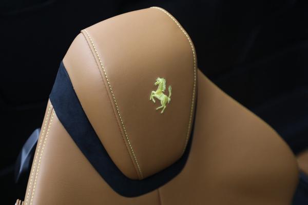 Used 2025 Ferrari Roma Spider for sale $317,900 at Alfa Romeo of Greenwich in Greenwich CT 06830 22