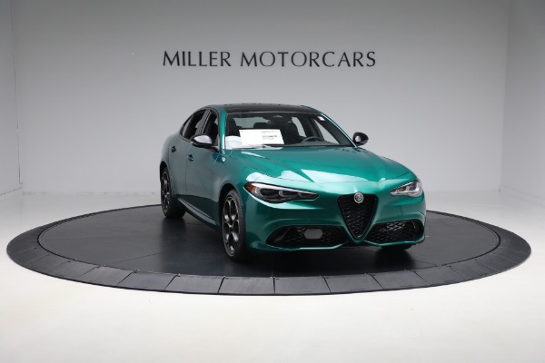 New 2025 Alfa Romeo Giulia Intensa for sale Sold at Alfa Romeo of Greenwich in Greenwich CT 06830 11