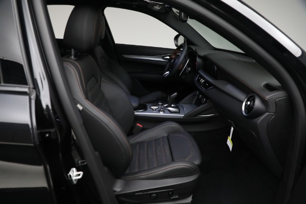 New 2025 Alfa Romeo Stelvio Intensa for sale Sold at Alfa Romeo of Greenwich in Greenwich CT 06830 18