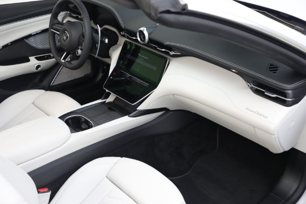 New 2026 Maserati GranCabrio Modena for sale $165,455 at Alfa Romeo of Greenwich in Greenwich CT 06830 21