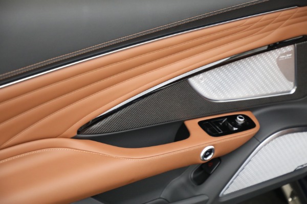 New 2026 Maserati GranCabrio Trofeo for sale $204,195 at Alfa Romeo of Greenwich in Greenwich CT 06830 21