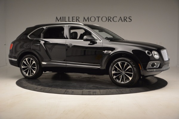 Used 2017 Bentley Bentayga for sale Sold at Alfa Romeo of Greenwich in Greenwich CT 06830 10