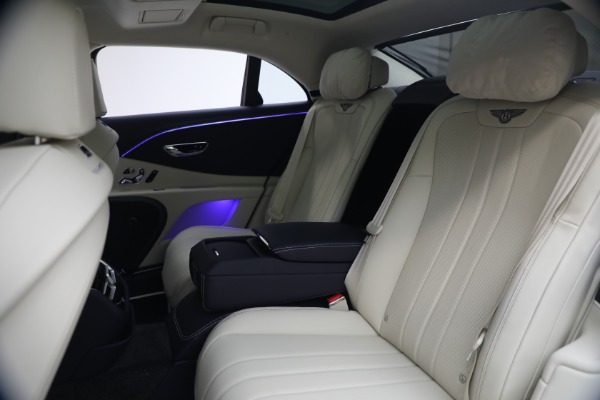 New 2026 Bentley Flying Spur for sale $281,720 at Alfa Romeo of Greenwich in Greenwich CT 06830 20