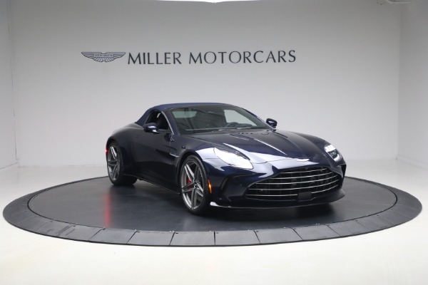 New 2026 Aston Martin Vantage Roadster for sale $253,800 at Alfa Romeo of Greenwich in Greenwich CT 06830 23