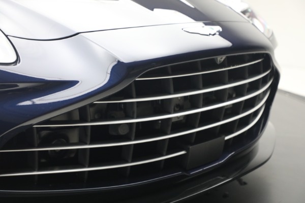 New 2026 Aston Martin Vantage Roadster for sale $253,800 at Alfa Romeo of Greenwich in Greenwich CT 06830 26