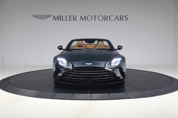New 2026 Aston Martin Vantage Roadster for sale $260,300 at Alfa Romeo of Greenwich in Greenwich CT 06830 11