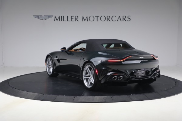 New 2026 Aston Martin Vantage Roadster for sale $260,300 at Alfa Romeo of Greenwich in Greenwich CT 06830 16