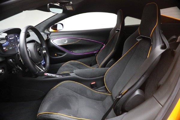 Used 2024 McLaren Artura Performance for sale $192,900 at Alfa Romeo of Greenwich in Greenwich CT 06830 22