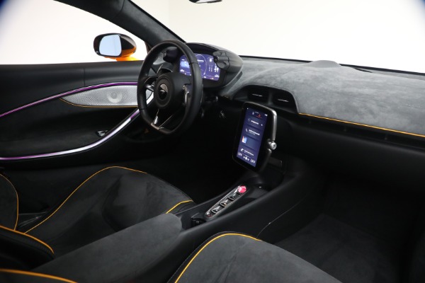 Used 2024 McLaren Artura Performance for sale $192,900 at Alfa Romeo of Greenwich in Greenwich CT 06830 26