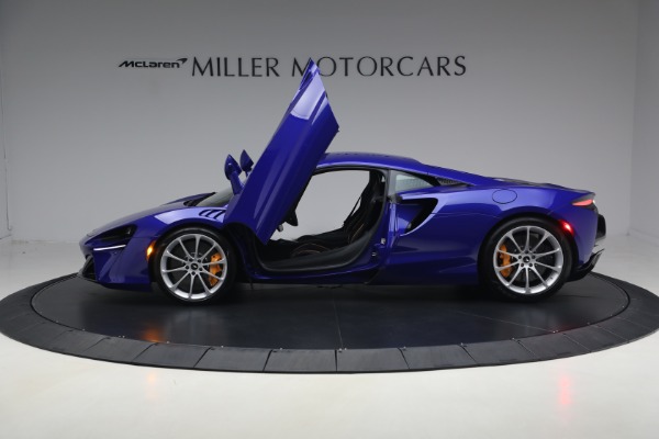 Used 2024 McLaren Artura Vision for sale $197,900 at Alfa Romeo of Greenwich in Greenwich CT 06830 15