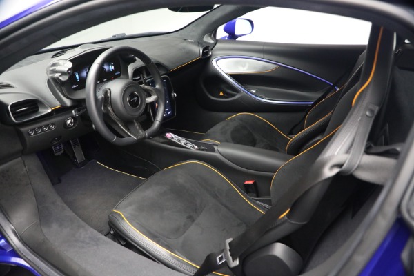 Used 2024 McLaren Artura Vision for sale $197,900 at Alfa Romeo of Greenwich in Greenwich CT 06830 23