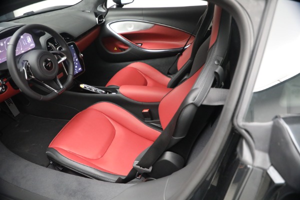 New 2026 McLaren Artura TechLux for sale $298,400 at Alfa Romeo of Greenwich in Greenwich CT 06830 23