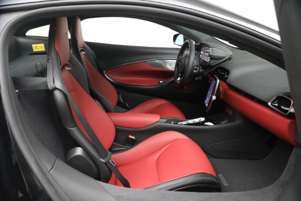 New 2026 McLaren Artura TechLux for sale $298,400 at Alfa Romeo of Greenwich in Greenwich CT 06830 25