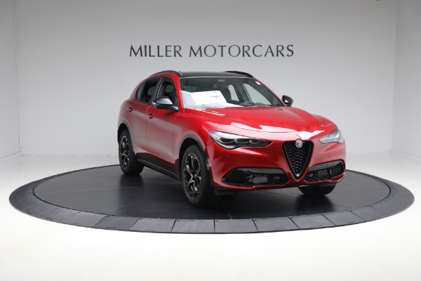 New 2025 Alfa Romeo Stelvio Intensa for sale $58,445 at Alfa Romeo of Greenwich in Greenwich CT 06830 11