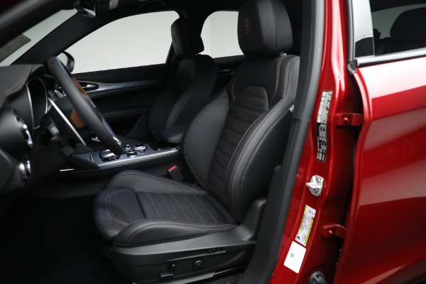 New 2025 Alfa Romeo Stelvio Intensa for sale $58,445 at Alfa Romeo of Greenwich in Greenwich CT 06830 16