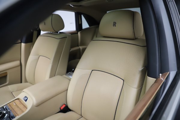 Used 2014 Rolls-Royce Ghost V-Spec for sale Sold at Alfa Romeo of Greenwich in Greenwich CT 06830 9