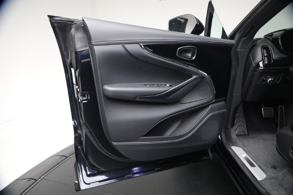 New 2026 Aston Martin DBX 707 for sale $320,800 at Alfa Romeo of Greenwich in Greenwich CT 06830 26