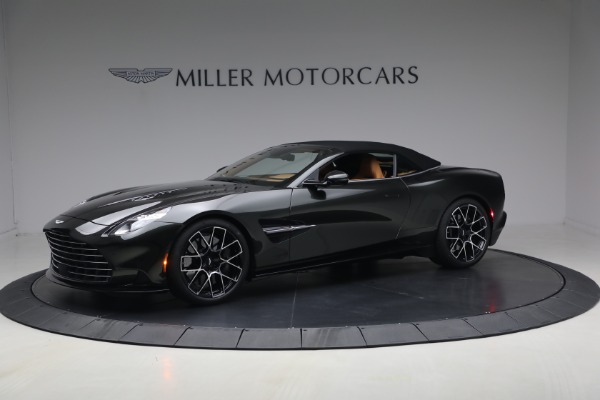 New 2026 Aston Martin Vanquish Volante for sale $581,800 at Alfa Romeo of Greenwich in Greenwich CT 06830 14