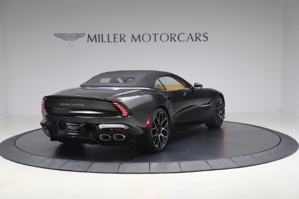 New 2026 Aston Martin Vanquish Volante for sale $581,800 at Alfa Romeo of Greenwich in Greenwich CT 06830 19