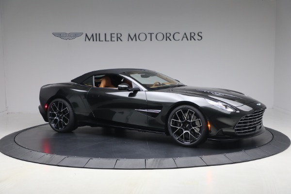 New 2026 Aston Martin Vanquish Volante for sale $581,800 at Alfa Romeo of Greenwich in Greenwich CT 06830 22