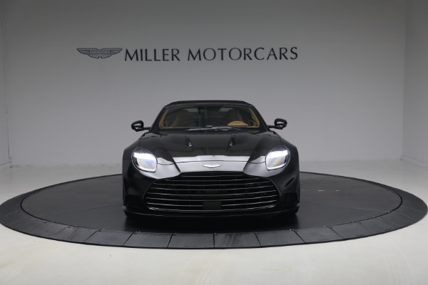 New 2026 Aston Martin Vanquish Volante for sale $581,800 at Alfa Romeo of Greenwich in Greenwich CT 06830 24