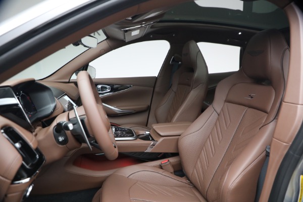 New 2026 Aston Martin DBX S for sale $274,900 at Alfa Romeo of Greenwich in Greenwich CT 06830 15