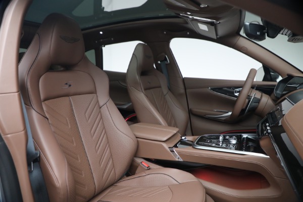 New 2026 Aston Martin DBX S for sale $274,900 at Alfa Romeo of Greenwich in Greenwich CT 06830 17