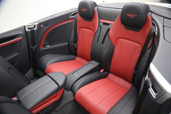 New 2026 Bentley Continental GTC for sale $354,640 at Alfa Romeo of Greenwich in Greenwich CT 06830 28