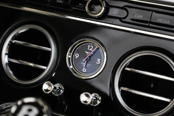 New 2026 Bentley Continental GTC for sale $354,640 at Alfa Romeo of Greenwich in Greenwich CT 06830 27