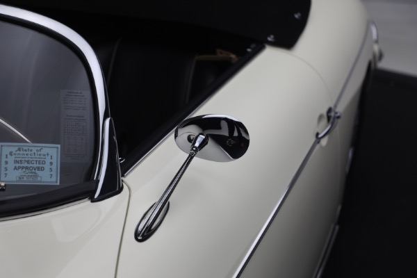 Used 1957 Porsche 356 Speedster 1600 Super for sale $434,900 at Alfa Romeo of Greenwich in Greenwich CT 06830 24