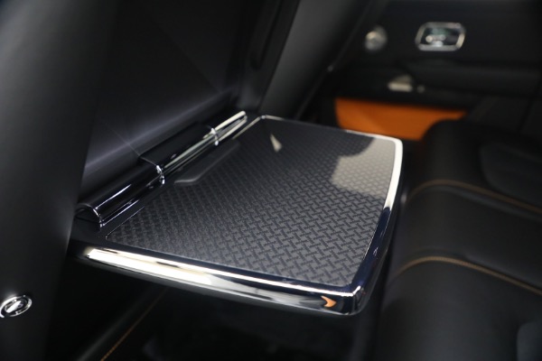 Used 2026 Rolls-Royce Black Badge Cullinan for sale $512,900 at Alfa Romeo of Greenwich in Greenwich CT 06830 28