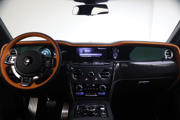 Used 2026 Rolls-Royce Black Badge Cullinan for sale $512,900 at Alfa Romeo of Greenwich in Greenwich CT 06830 4