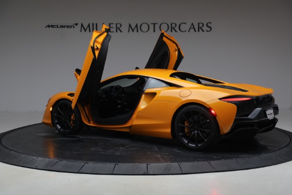 New 2026 McLaren Artura TechLux for sale $314,250 at Alfa Romeo of Greenwich in Greenwich CT 06830 16