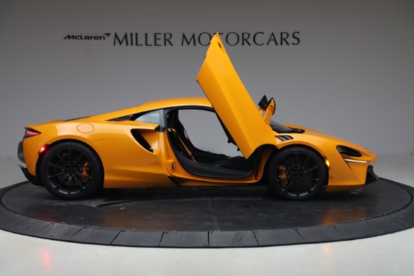 New 2026 McLaren Artura TechLux for sale $314,250 at Alfa Romeo of Greenwich in Greenwich CT 06830 18