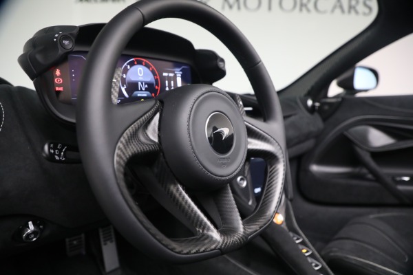 New 2026 McLaren 750S Spider Performance for sale $450,200 at Alfa Romeo of Greenwich in Greenwich CT 06830 27