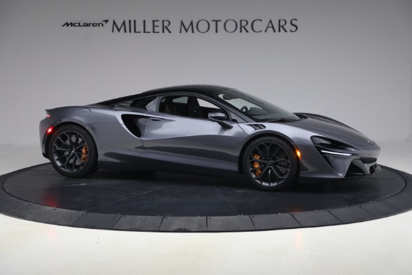Used 2024 McLaren Artura Performance for sale $191,900 at Alfa Romeo of Greenwich in Greenwich CT 06830 10
